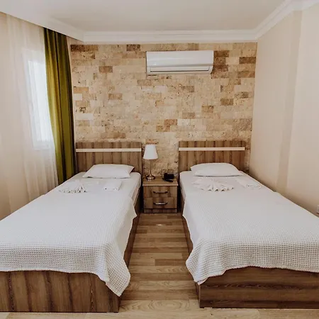 Karacan Park - Airport Otel 3*