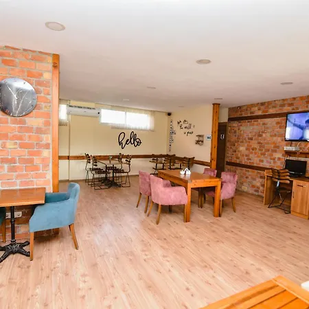 Hotel Karacan Park - Airport 3*