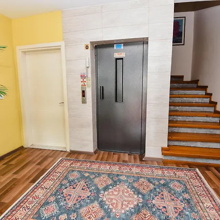 Hotel Karacan Park - Airport