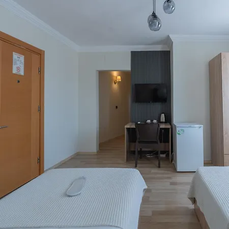 Hotel Karacan - Airport 3*