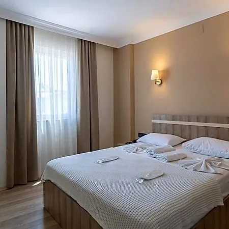 Hotel Karacan - Airport 3*