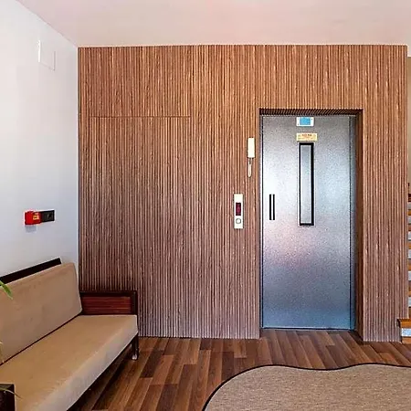 Hotel Karacan - Airport