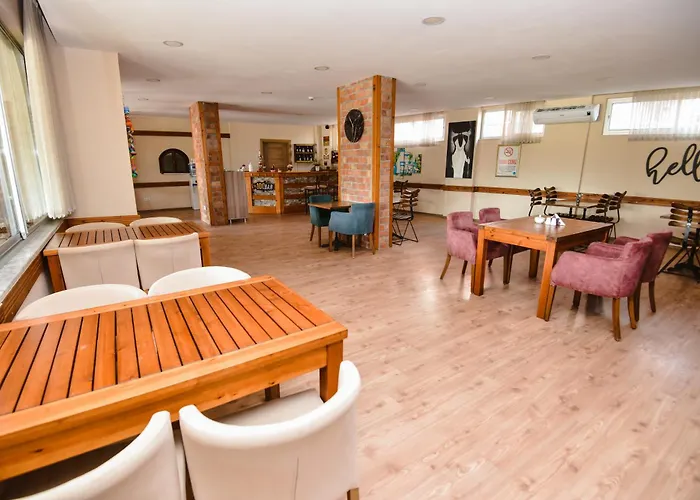 Karacan Park - Airport