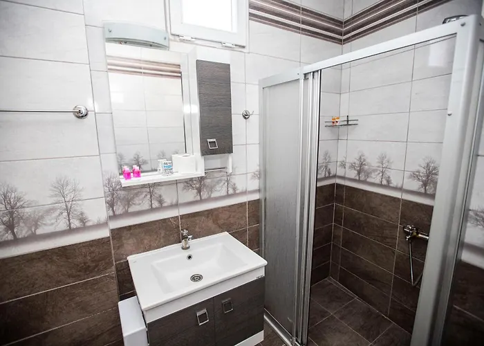 Otel Karacan Park - Airport 3*