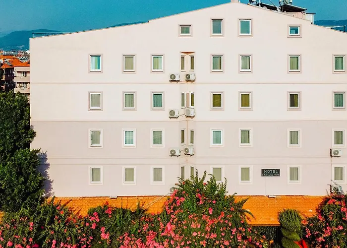 Otel Karacan Park - Airport 3*