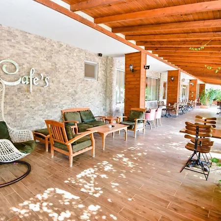 Hotel Karacan Park - Airport