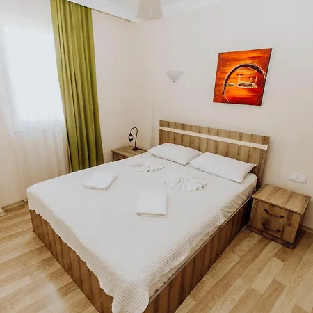 Karacan Park - Airport